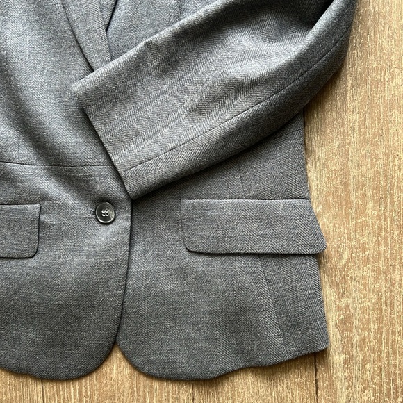 NWOT Theory 3/4 Sleeve Two Button Wool Blazer - Picture 3 of 8
